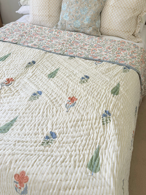 Cream Base Block Print Cotton Quilt