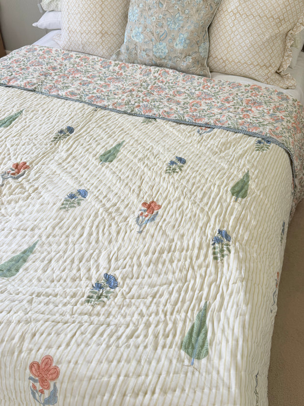 Cream Base Block Print Cotton Quilt