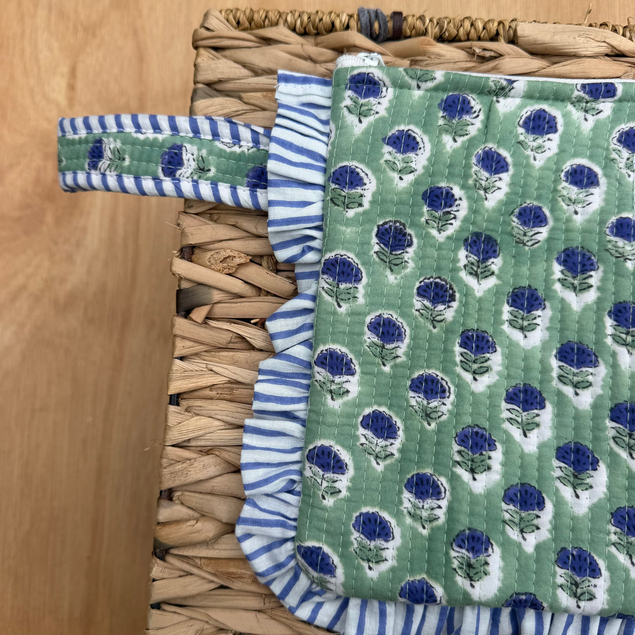 Quilted Ruffle pouch 11