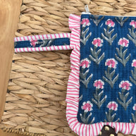 Quilted Ruffle pouch 09