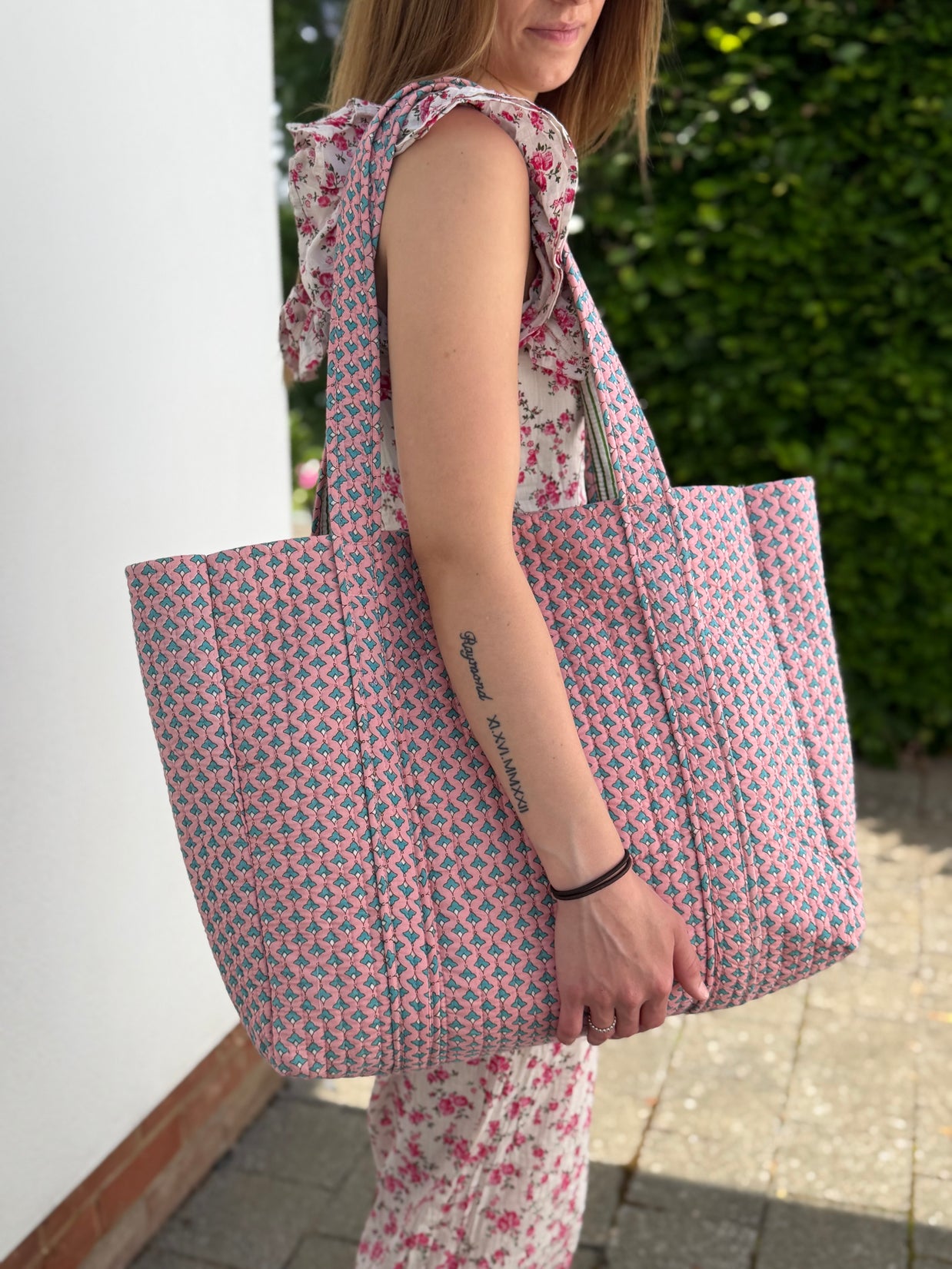 Tara Reversible Bag Set