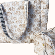 Shell Print Reversible Bag Set